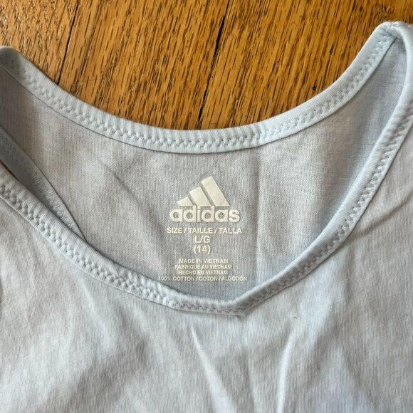Girls Adidas t-shirts (3) - Youth L - Picture 7 of 10